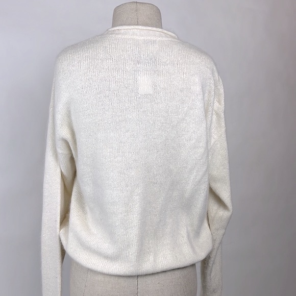 Vintage look beaded white sweater - Picture 7 of 8